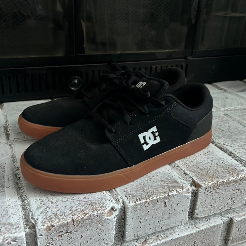 DC Sneakers